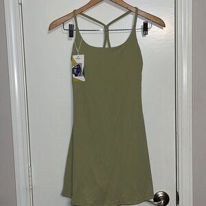 Halara green tennis dress xs NEW